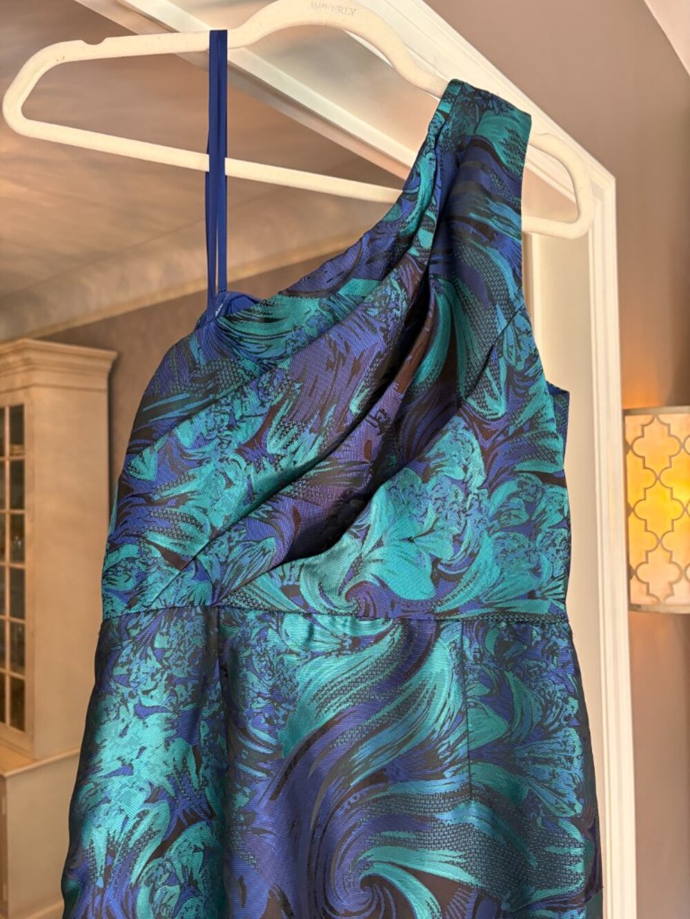 NWOT Adrianna Papell One Shoulder Jacquard Mermaid Gown in Cobalt Blue. Size 8 - Picture 11 of 13